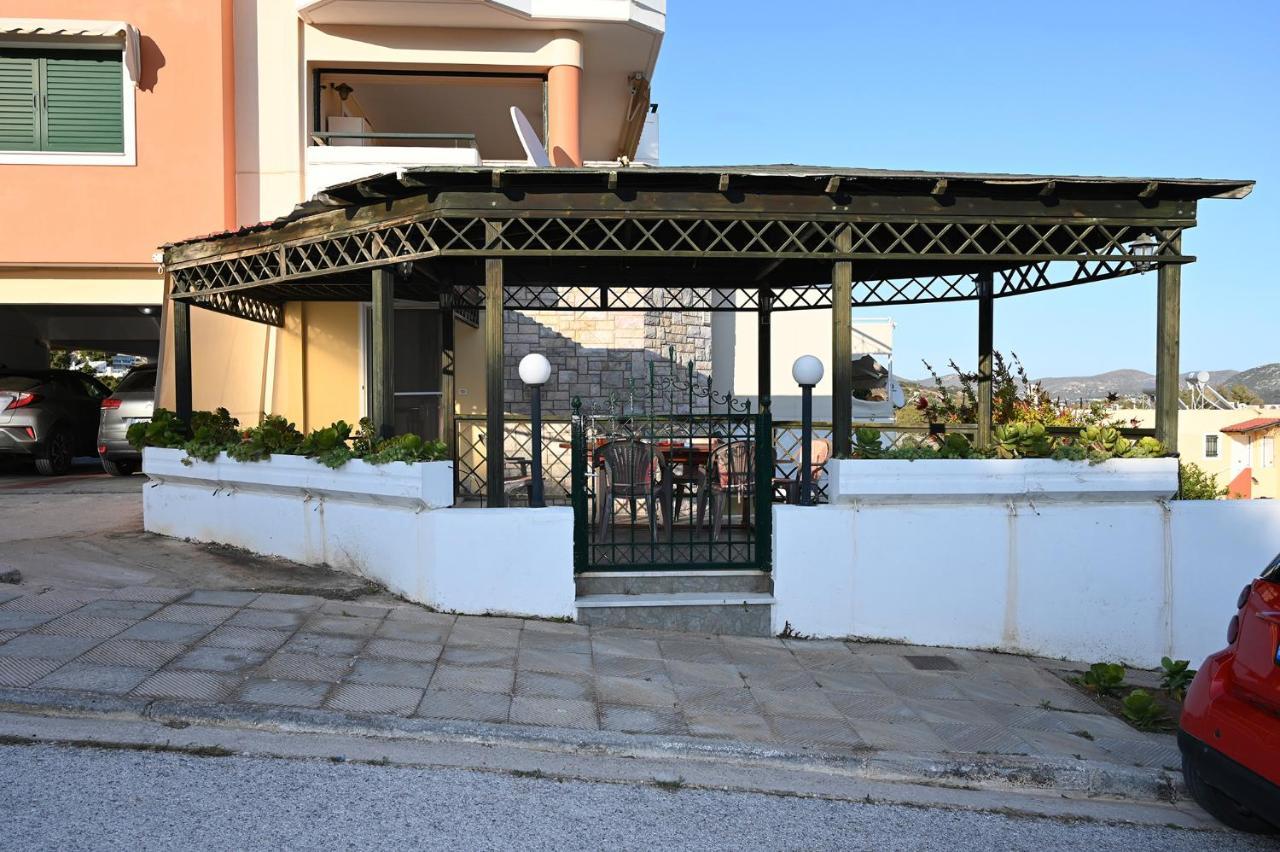 Melrose Maisonette By The Sea Anávyssos Eksteriør bilde