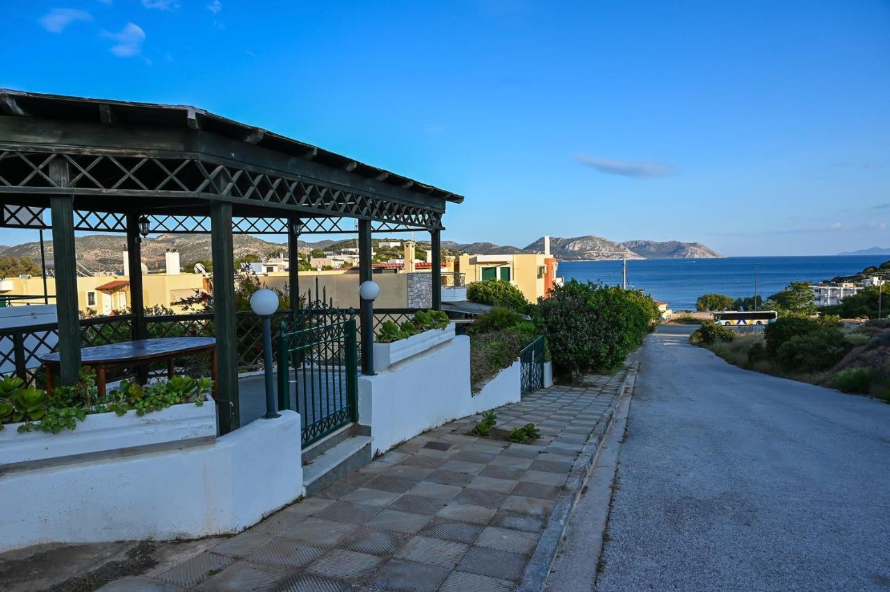 Melrose Maisonette By The Sea Anávyssos Eksteriør bilde